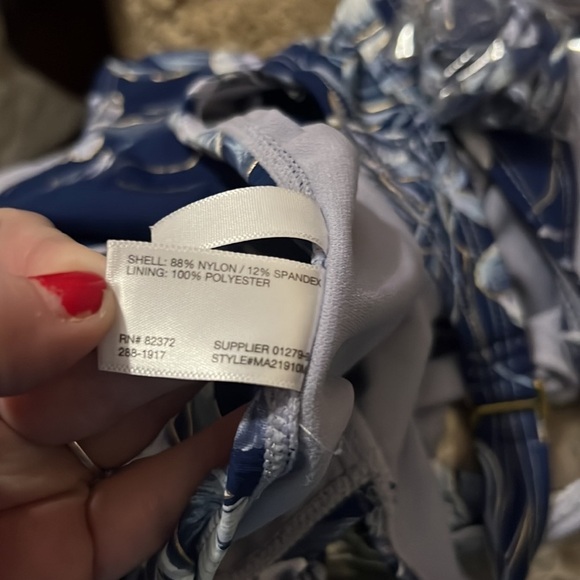 Ambrielle Swimsuit one piece swimwear navy white tropical size Large - Picture 13 of 13